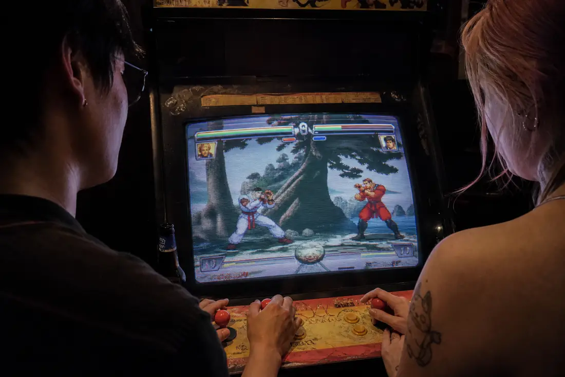 Street Fighter kabinet a Cyber Arcade Barban
